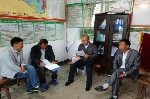 公司深入帮扶村开展省第十二次党代会精神宣讲