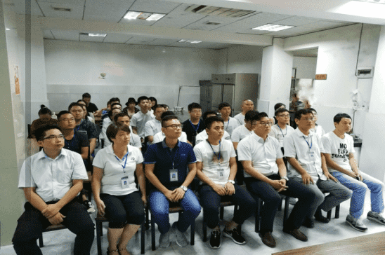 公司组织集中收看庆祝建军90周年大会