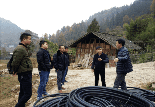 王健到沿河县黄土镇联系村开展定点帮扶工作