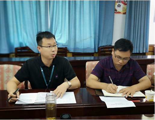 公司党支部组织党员在“党员活动日”开展批评与自我批评