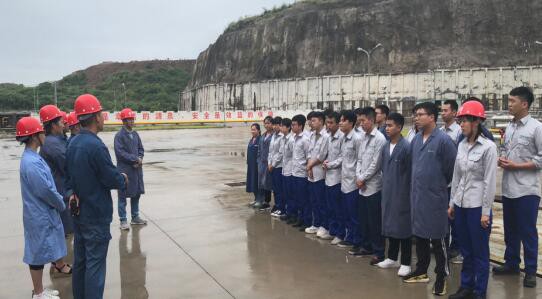 市能投公司组织开展委培生考核工作