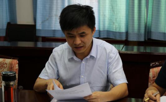 书记党课悟初心，使命万般来叮咛