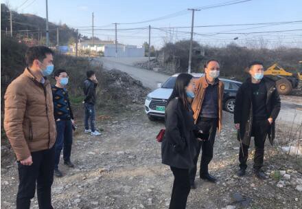 市能投公司前往各项目规划用地选址点现场查看