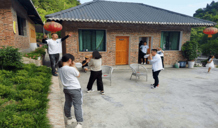 市能投公司工会开展“走进乡村田园、助推经济发展”户外活动