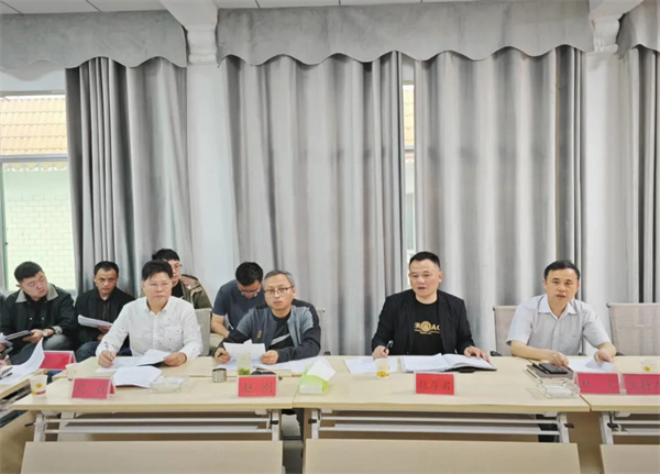 铜仁城交集团能源投资公司召开清明、五一节前廉政集中提醒约谈暨警示教育大会